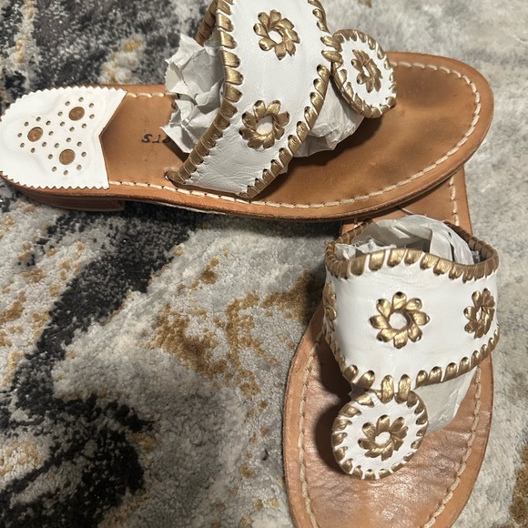 Jack Roger - Picture 2 of 4